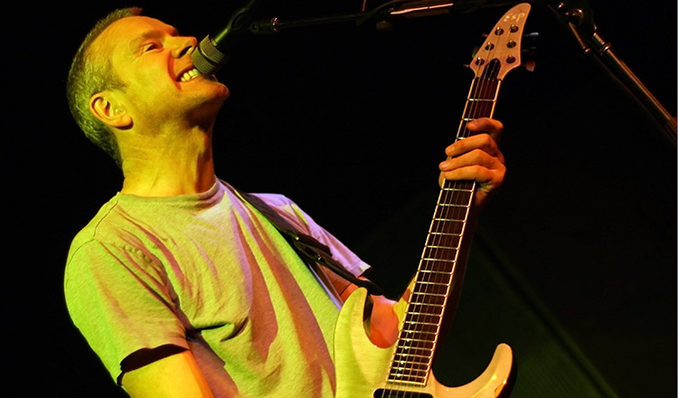 Page Hamilton (Helmet) revela seus discos favoritos